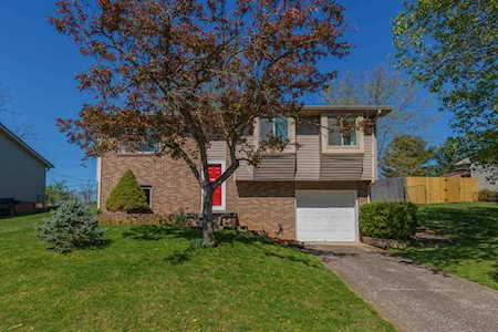 573 Elk Lake Dr Lexington, KY 40517