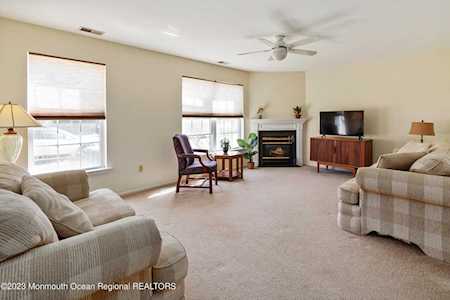 345 Volley Ct Wall, NJ 07719