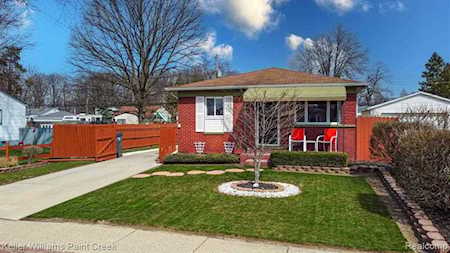 20149 Webster Clinton Township, MI 48035