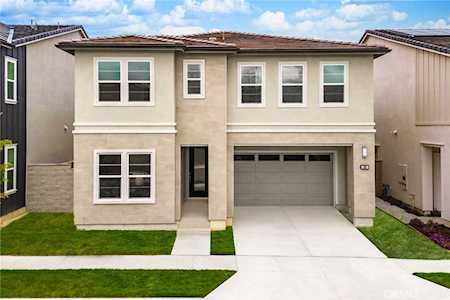 200 Sierra Madre Lake Forest, CA 92630