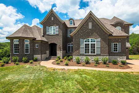 3352 Cherry Jack Lane Thompsons Station, TN 37179