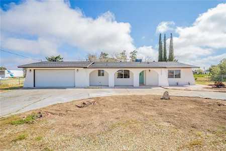 15667 Ash St Hesperia, CA 92345