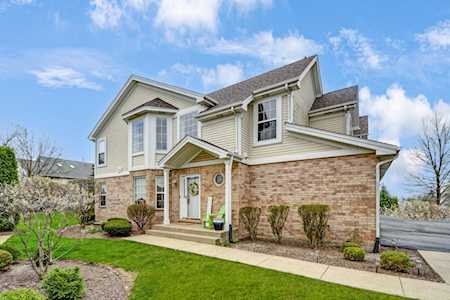 9717 Hillcrest Circle Orland Park, IL 60467