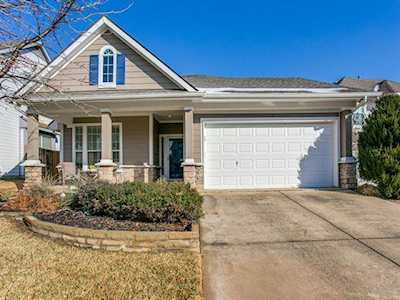 112 Silkwood Grapevine, TX 76051
