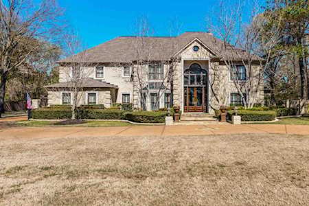 9316 Forest Hill Ln Germantown, TN 38139