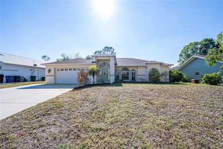 25210 Divot Dr Bonita Springs, FL 34135