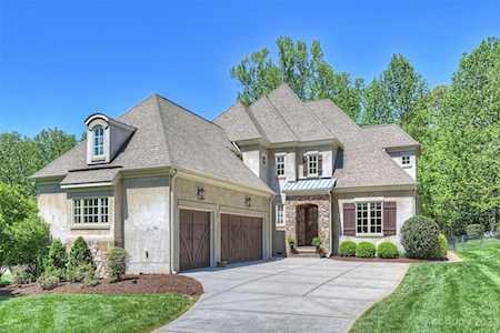 312 Wellingshire Ct Matthews, NC 28105
