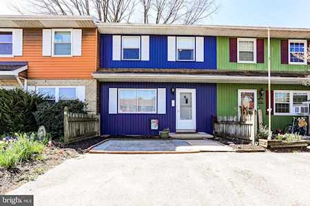 132 Maplewood Ln Marietta, PA 17547