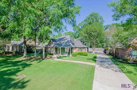 18431 N Lake Shadow Dr Baton Rouge, LA 70817
