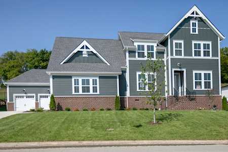 7037 Vineyard Valley Dr College Grove, TN 37046