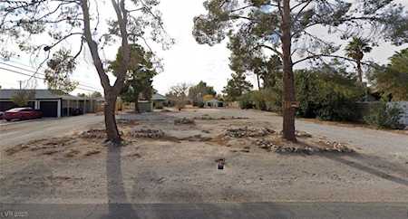 4517 Santa Monica Ave North Las Vegas, NV 89032