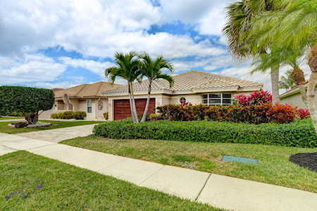 11264 Clover Leaf Circle Boca Raton, FL 33428