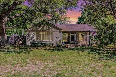 3712 S Hills Avenue Fort Worth, TX 76109