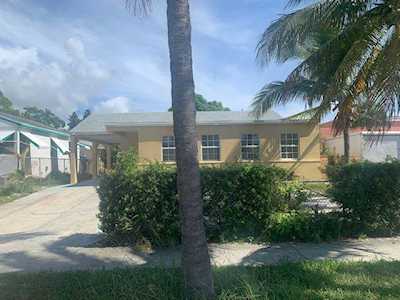 615 49th Street West Palm Beach, FL 33407