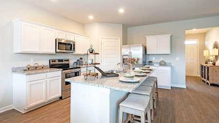 204 Saddle Horse Lane Murfreesboro, TN 37129