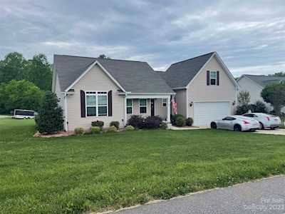 1005 Russell Ridge Dr Catawba, NC 28609