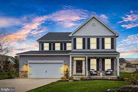 416 Chestnut Dr Boiling Springs, PA 17007