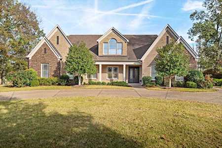 35 Lake Edge Dr Piperton, TN 38017