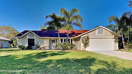 526 Deerfield Drive Melbourne, FL 32940