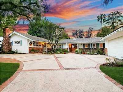11 Strawberry Ln Rolling Hills Estates, CA 90274