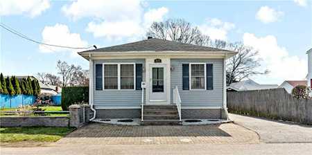 89 Viola Ave East Providence, RI 02915