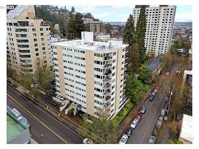 2211 SW Park PL #303 Portland, OR 97205