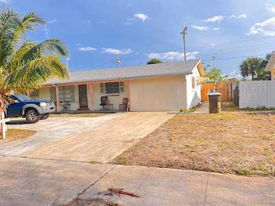 612 Date Palm Drive Lake Park, FL 33403