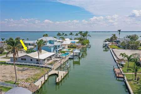 268 Ibis St Fort Myers Beach, FL 33931