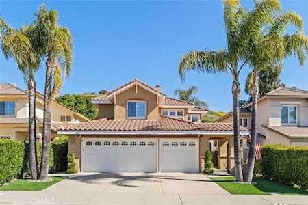 9 Pastora Lake Forest, CA 92610