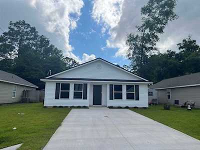 122 Melody Ln Crawfordville, FL 32327