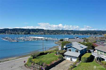 692 NE Shorewood Ct Poulsbo, WA 98370