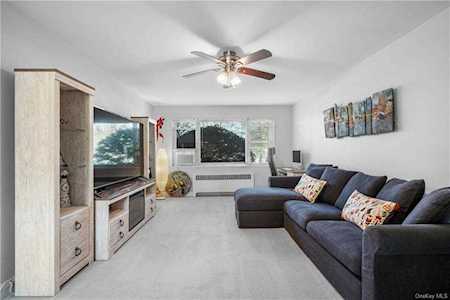121 N Broadway #11A White Plains, NY 10603