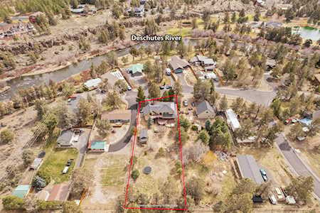20071 Beaver Ln Bend, OR 97703