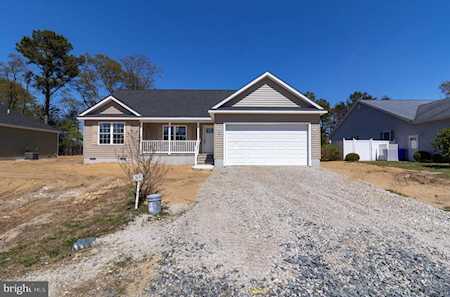422 Summit Dr Seaford, DE 19973