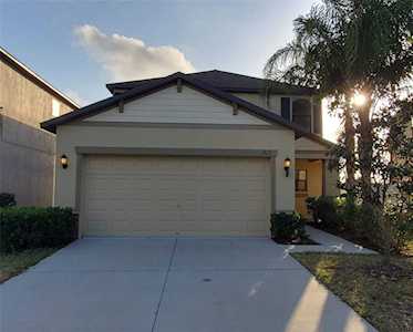1822 Hawks View Dr Ruskin, FL 33570