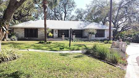 206 Wild Oak Dr Brandon, FL 33511