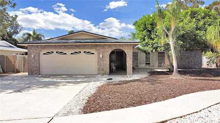8936 134th St Seminole, FL 33776