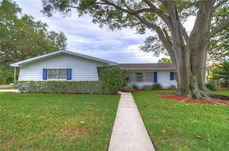2220 Habersham Dr Clearwater, FL 33764