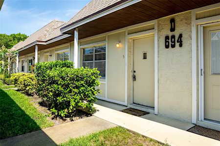 694 Green Valley Rd #D5 Palm Harbor, FL 34683