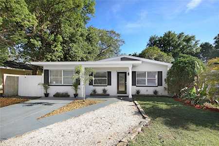 538 Pine St Tarpon Springs, FL 34689