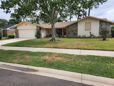 2225 Toniwood Ln Palm Harbor, FL 34685