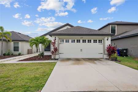 2297 Caspian Dr Lakeland, FL 33805