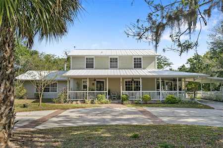 2515 16th Avenue Dr E Bradenton, FL 34208
