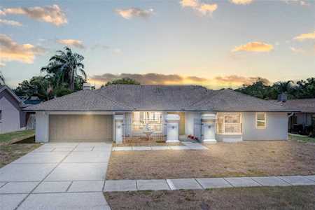 1641 El Tair Trl Clearwater, FL 33765