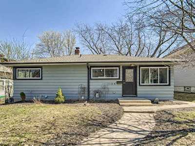 1104 Oxford Street N Saint Paul, MN 55103