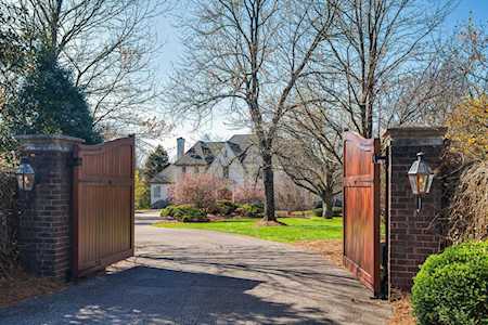 2315 Woodmont Blvd Nashville, TN 37215