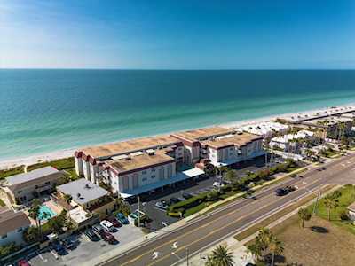 2900 Gulf Blvd #211 Belleair Beach, FL 33786