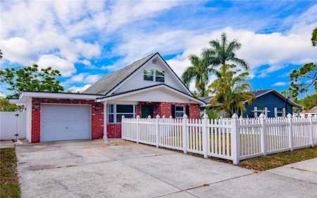 8080 37th Ave N St. Petersburg, FL 33710