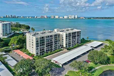 100 Oakmont Ln #808 Belleair, FL 33756