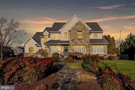 309 Hawthorne Dr Wilmington, DE 19802